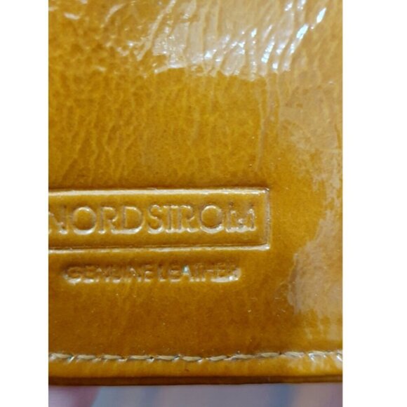 Nordstrom Travel Organizer patent leather - Picture 9 of 9